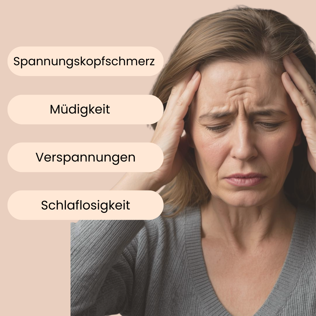 Eine Frau, die Spannungskopfschmerzen und Verspannungen hat und an Müdigkeit und Schlaflosigkeit leidet. 